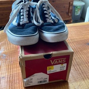 Blue and dark grey vans!